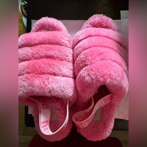 UGG Fluff Yeah Pink Slippers